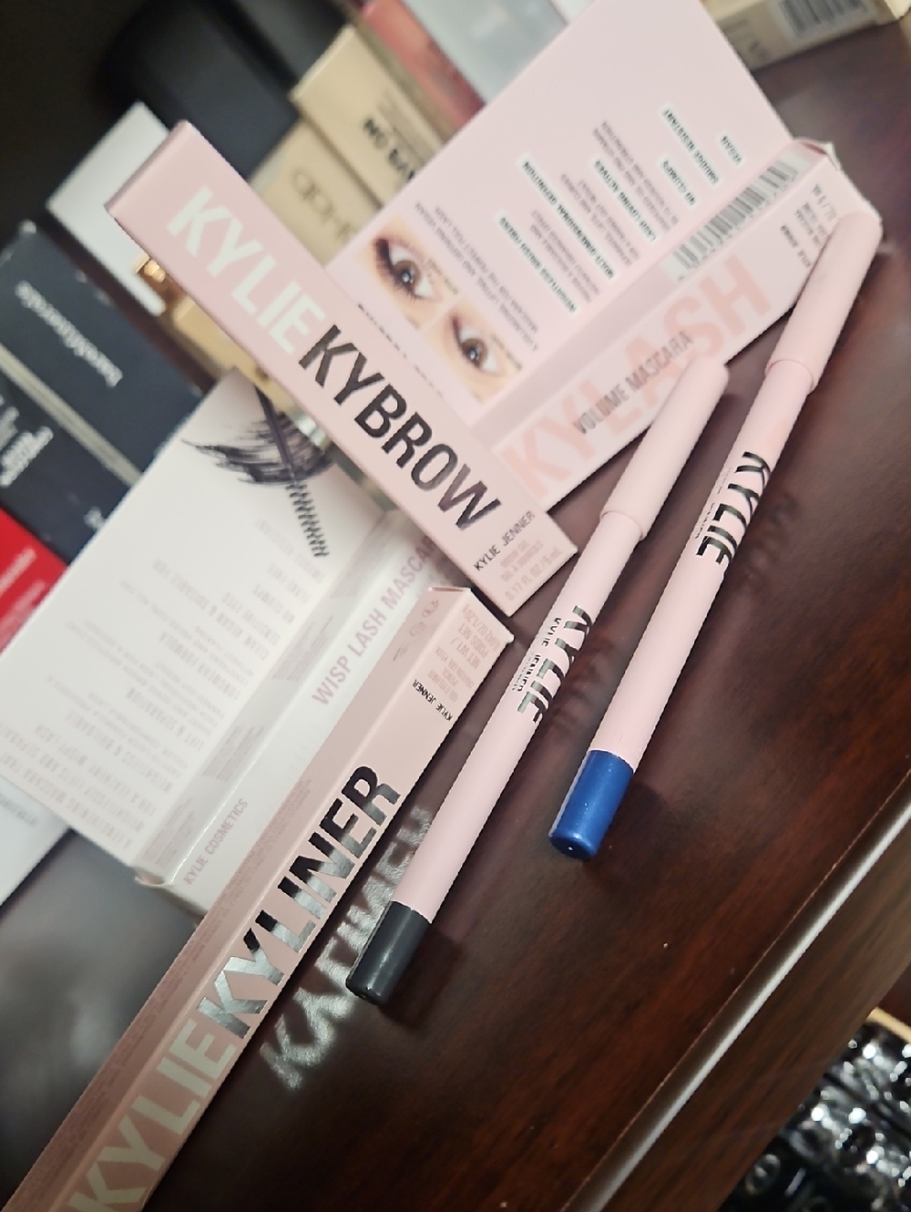 Kylie Cosmetics Five Piece Sett